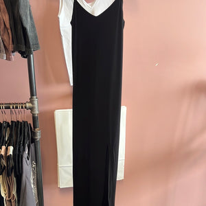 2368 Black Midi Dress