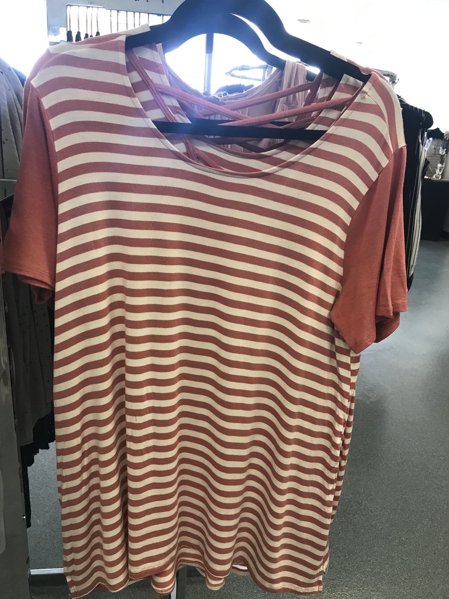115 Mauve stripe cross cross back curvy