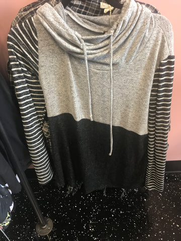 896 Heather Gray & Black Sweater