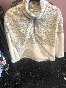 899 Cream & Cheetah Fuzzy