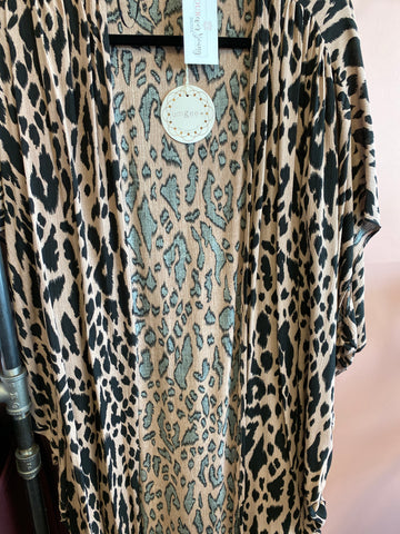 1217 Curvy Animal Print Kimono