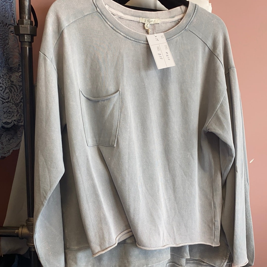 1679 Platinum Washed Top