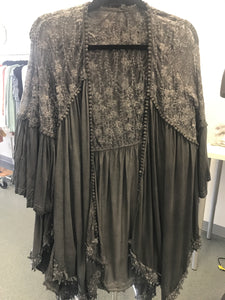 122 Dark gray lace kimono