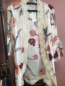 610 Floral Kimono