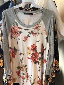 White Floral Stripe Sleeve Curvy