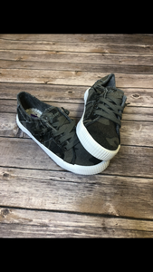 Camo Blowfish Shoe