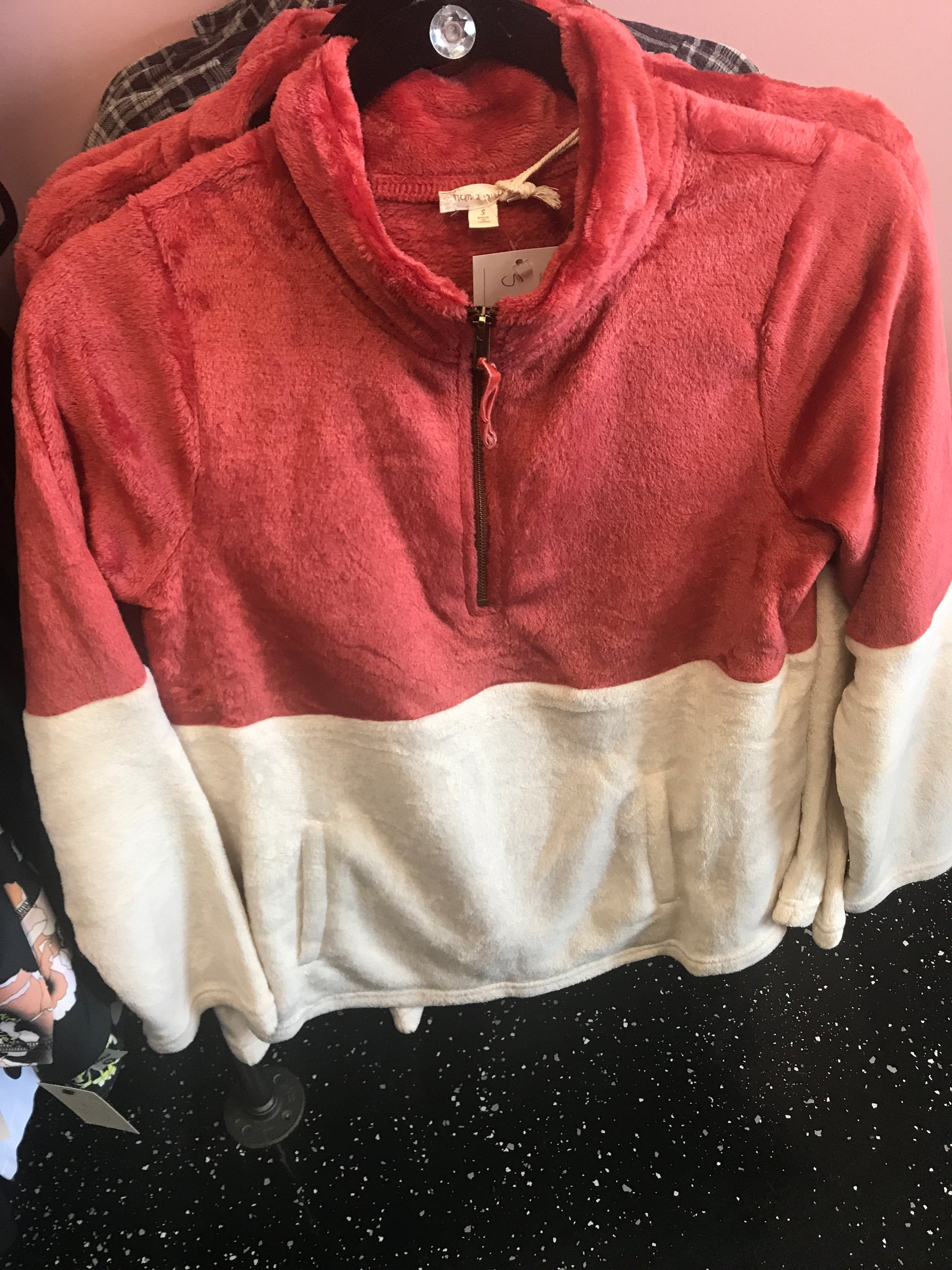 900 Zipper Front Pullover