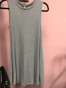 462 Grey/Off White Dress