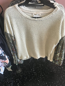 894 Cream Contrast Bell Sleeve Sweater