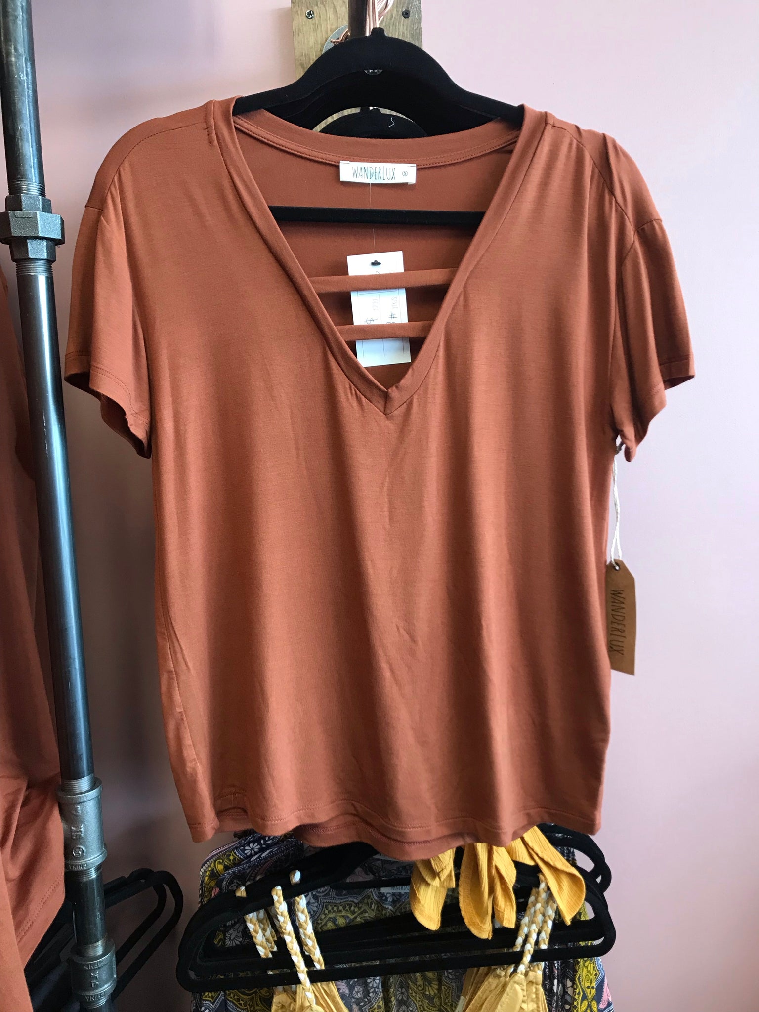 837 Cognac V-Neck Tee