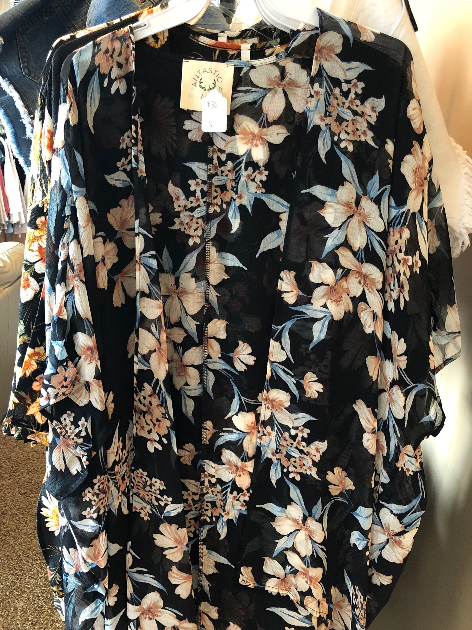 Black Floral Kimono
