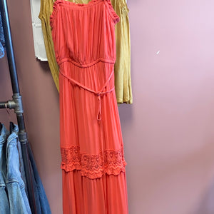 1563 Coral Maxi