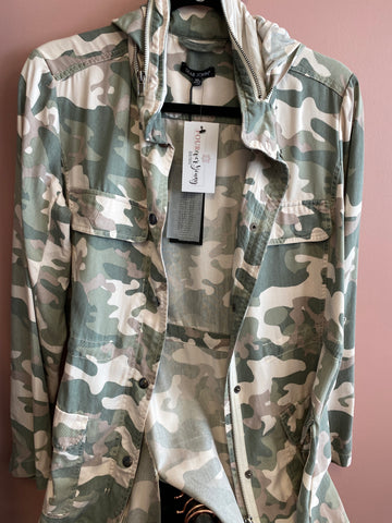 1233 Camo Jacket